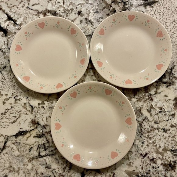 Set of 3 - Corelle Corning Ware FOREVER YOURS Pink Heart Bread Dessert Plates - Picture 1 of 3